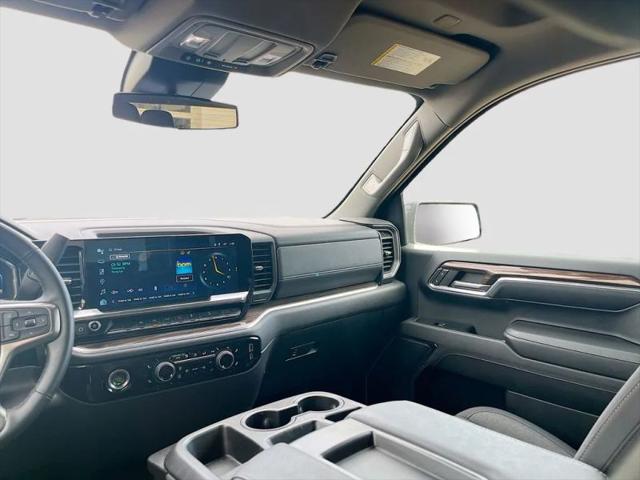 2024 Chevrolet Silverado 1500 4WD Crew Cab Short Bed RST