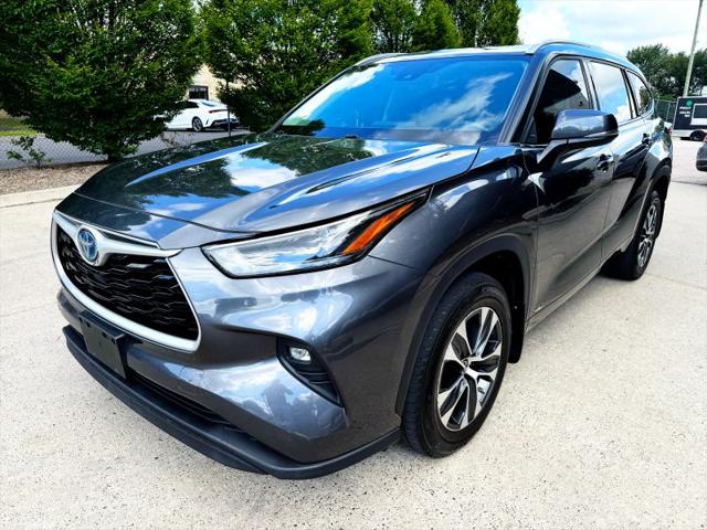 2021 Toyota Highlander Hybrid XLE