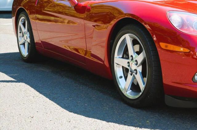 2005 Chevrolet Corvette Base