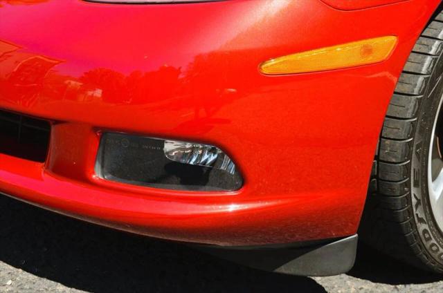 2005 Chevrolet Corvette Base
