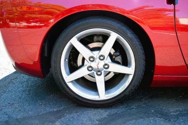 2005 Chevrolet Corvette Base