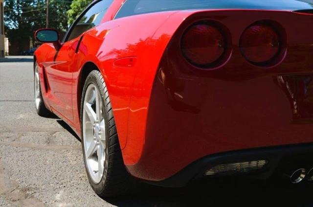 2005 Chevrolet Corvette Base