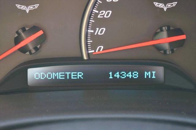 2005 Chevrolet Corvette Base