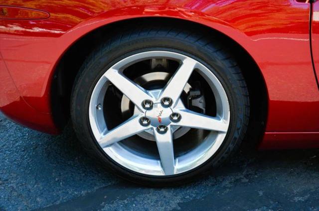 2005 Chevrolet Corvette Base