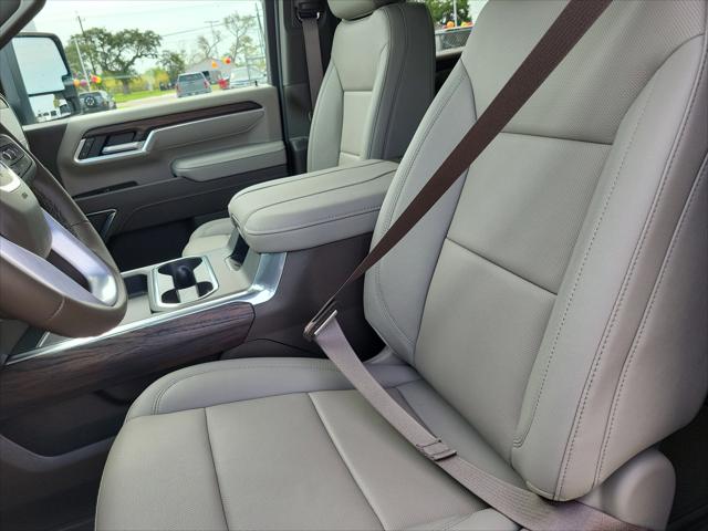 2026 GMC Sierra 2500HD SLT