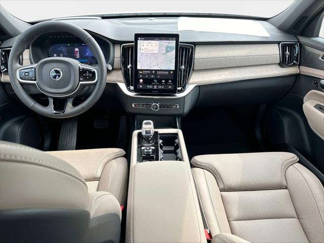 2026 Volvo XC90 B6 Ultra Dark Theme 7-Seater