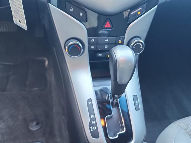 Used 2014 Chevrolet Cruze For Sale in Wilmington, OH