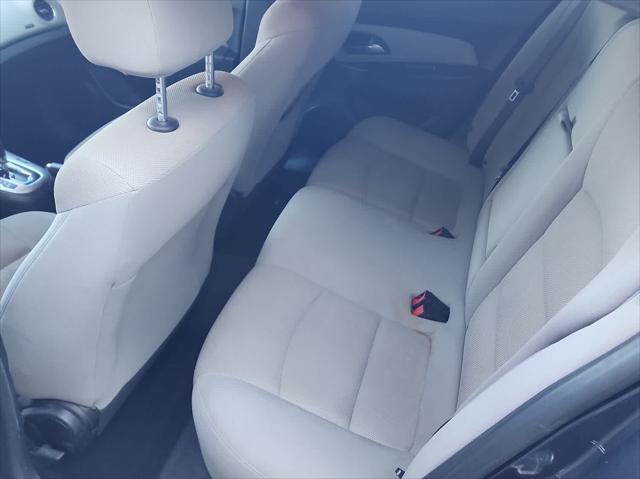 Used 2014 Chevrolet Cruze For Sale in Wilmington, OH