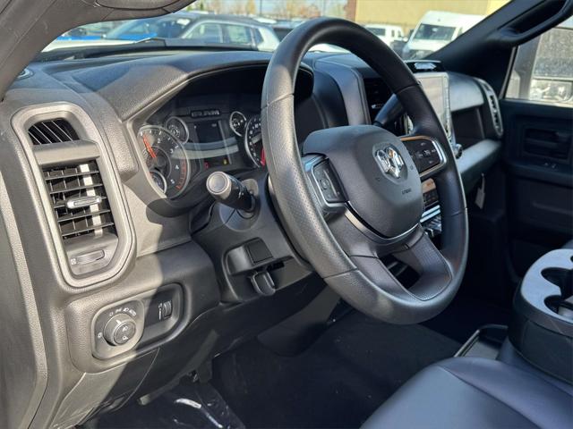 2026 RAM Ram 3500 RAM 3500 TRADESMAN CREW CAB 4X4 8 BOX