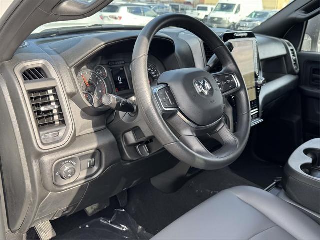 2026 RAM Ram 3500 RAM 3500 TRADESMAN CREW CAB 4X4 8 BOX