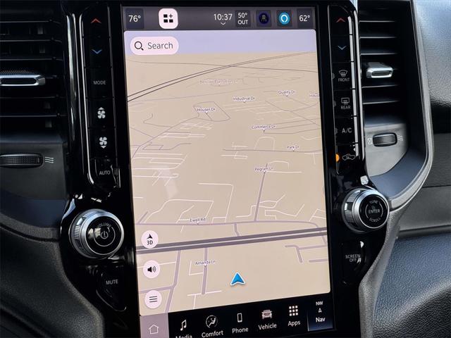 2026 RAM Ram 3500 RAM 3500 TRADESMAN CREW CAB 4X4 8 BOX