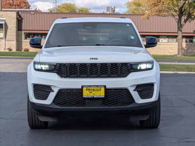 2023 Jeep Grand Cherokee Altitude 2023 Jeep Grand Cherokee Altitude