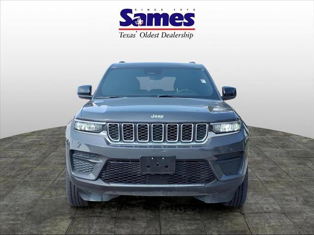 2025 Jeep Grand Cherokee Laredo 4x4