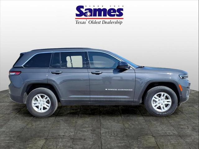 2025 Jeep Grand Cherokee Laredo 4x4