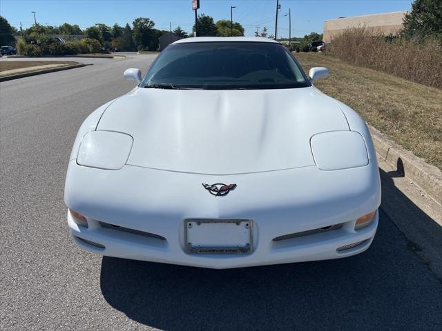 2004 Chevrolet Corvette Base