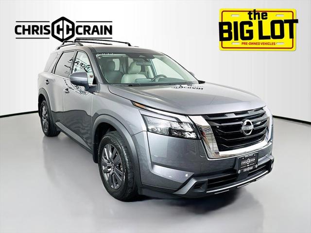 2023 Nissan Pathfinder SV FWD