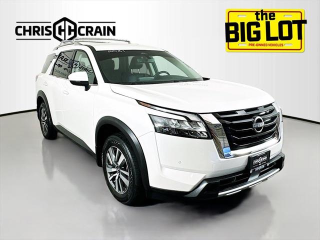 2023 Nissan Pathfinder SL FWD