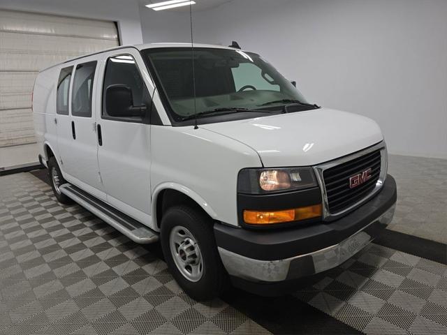 2023 GMC Savana Cargo RWD 2500 Regular Wheelbase Work Van