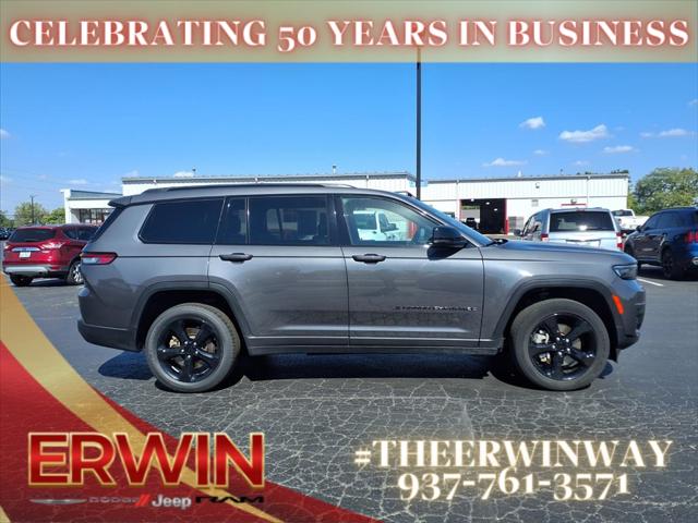 2023 Jeep Grand Cherokee L Altitude 4x4 2023 Jeep Grand Cherokee L Altitude 4x4