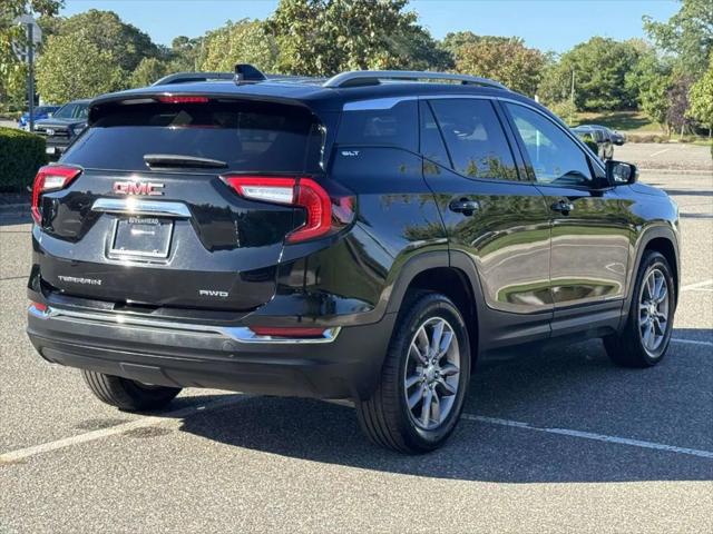 2023 GMC Terrain AWD SLT