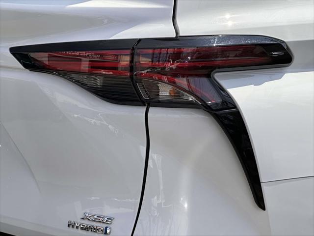 2023 Toyota Sienna XSE [9]