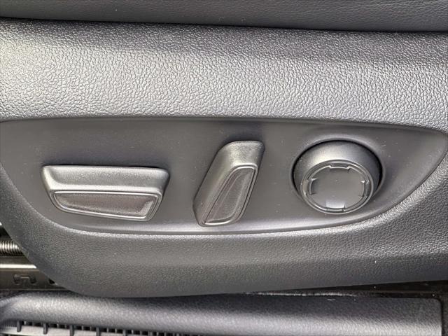 2023 Toyota Sienna XSE [12]