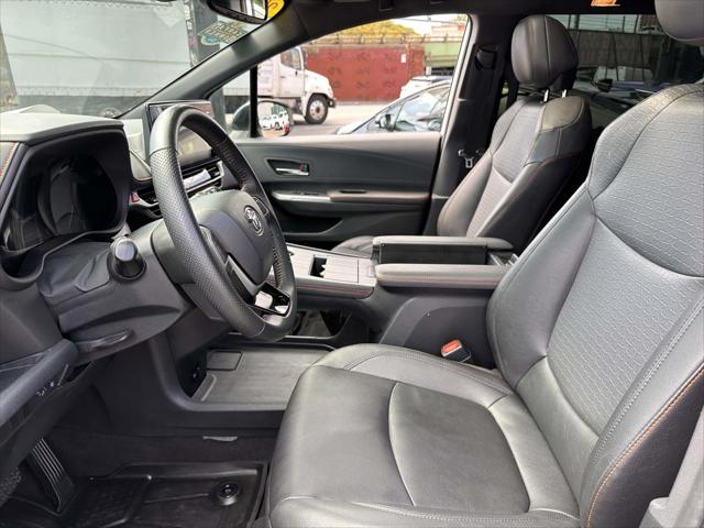 2023 Toyota Sienna XSE [13]