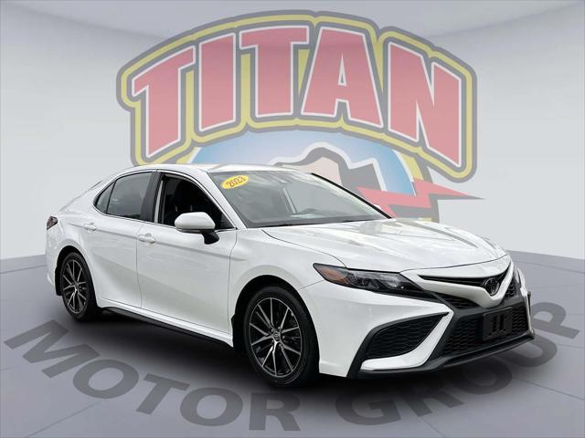 2023 Toyota Camry SE AWD [6]