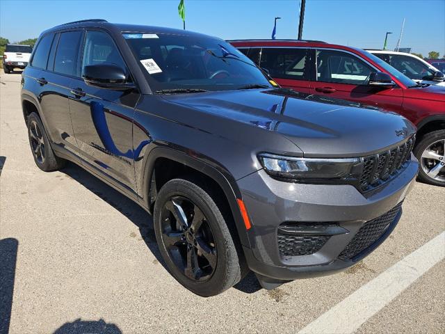 2023 Jeep Grand Cherokee Altitude 4x4