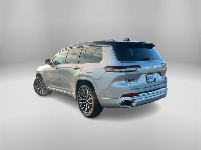 2022 Jeep Grand Cherokee L Summit Reserve 4x4 2022 Jeep Grand Cherokee L Summit Reserve 4x4