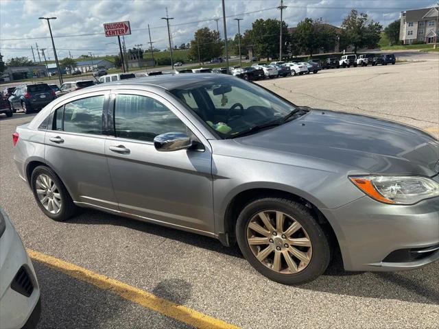 2013 Chrysler 200 Touring