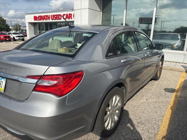 2013 Chrysler 200 Touring