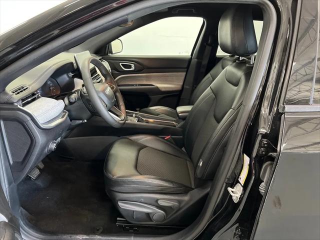 2023 Jeep Compass Latitude 4x4 2023 Jeep Compass Latitude 4x4