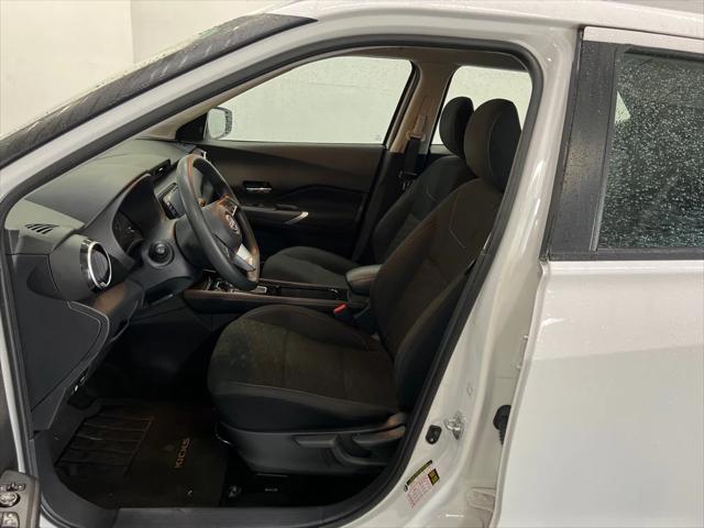 2023 Nissan Kicks SV Xtronic CVT