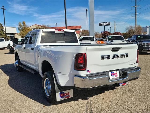 2026 RAM Ram 3500 RAM 3500 TRADESMAN CREW CAB 4X4 8 BOX