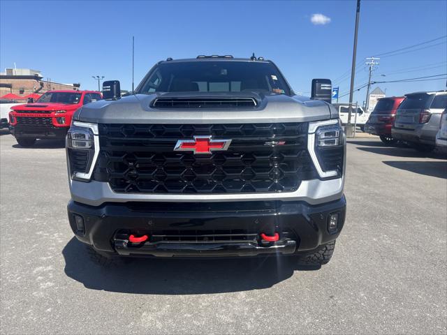2025 Chevrolet Silverado 2500HD 4WD Crew Cab Standard Bed ZR2