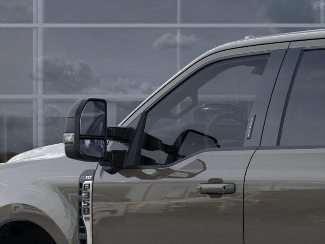 2026 Ford F-350 XLT