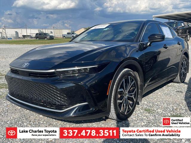 2024 Toyota Crown Limited's photo