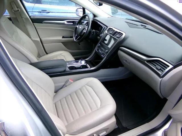2018 Ford Fusion Energi SE Luxury