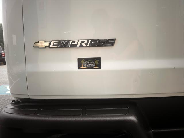 2019 Chevrolet Express Work Van
