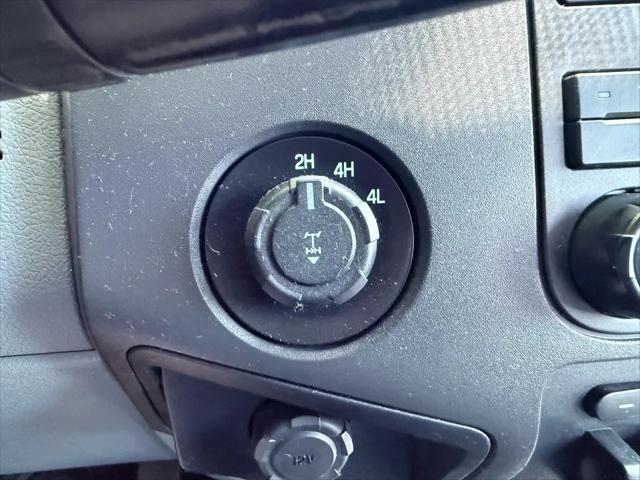 2013 Ford F-350 4WD Crew Cab 172"" XLT