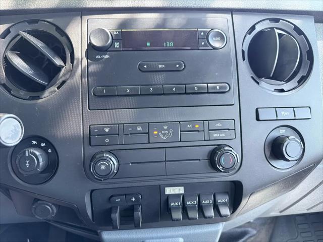 2013 Ford F-350 4WD Crew Cab 172"" XLT