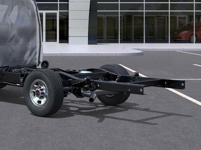 2025 GMC Savana Cutaway Work Van