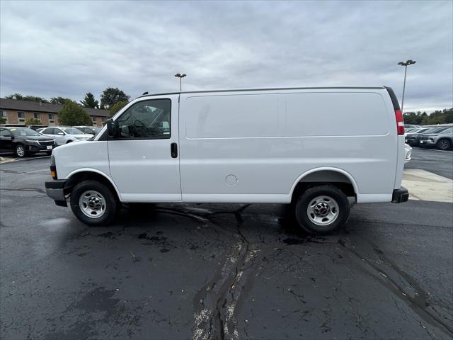 2025 GMC Savana Cargo RWD 2500 Regular Wheelbase Work Van