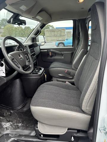2025 GMC Savana Cargo RWD 2500 Regular Wheelbase Work Van