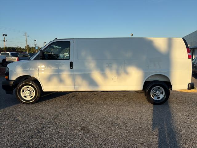 2025 Chevrolet Express Cargo Van RWD 3500 Extended Wheelbase WT