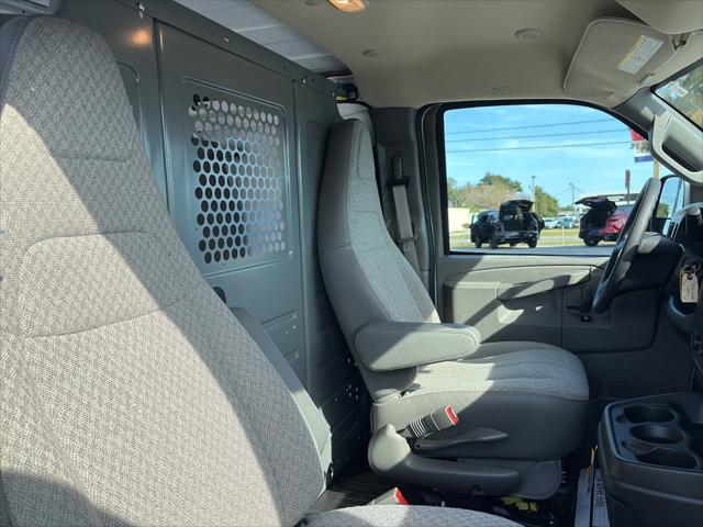 2025 Chevrolet Express Cargo Van RWD 3500 Extended Wheelbase WT