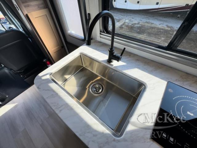 2024 Mercedes-Benz Sprinter 3500XD Chassis Standard Roof V6