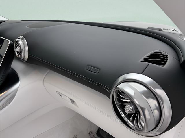 2026 Mercedes-Benz Maybach SL 680 Monogram Series 4MATIC