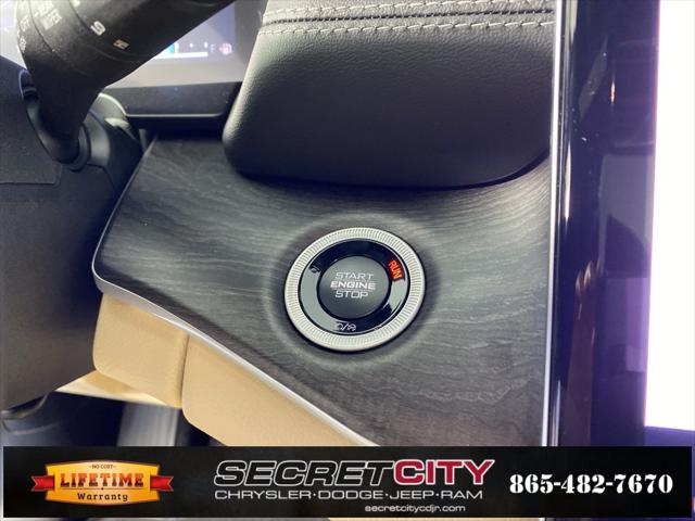 2025 Jeep Grand Cherokee L Limited 4x4